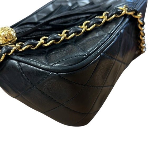 CHANEL QUILTED MINI CC TASSEL CAMERA BAG VINTAGE AUTHENTICATED - Picture 9 of 16